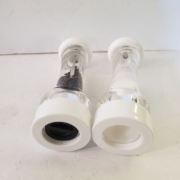 Acrylic Salt & Pepper Shakers - Picture 4 of 7
